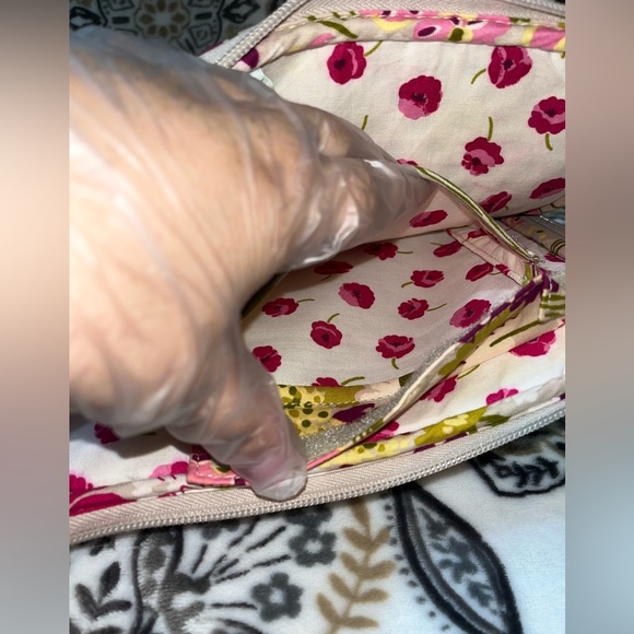 Vera Bradley Laptop Case - Picture 6 of 7